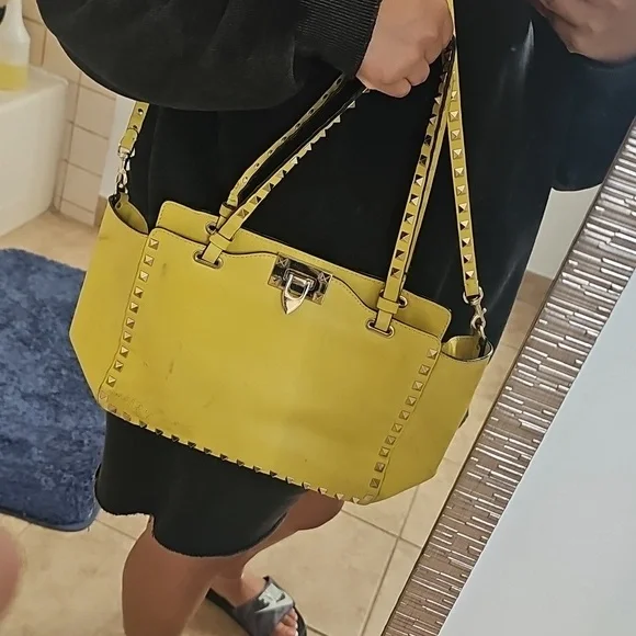 Valentino Garavani studded handbag (project) - Picture 9 of 10